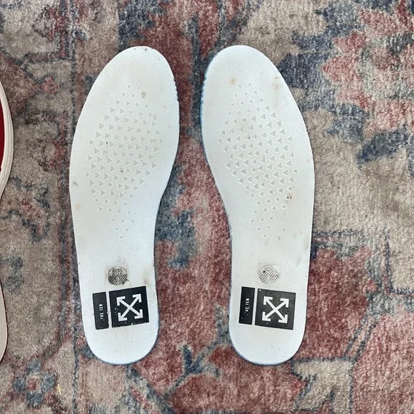 ❗️OFF WHITE JORDAN 1❗️ - Picture 16 of 16